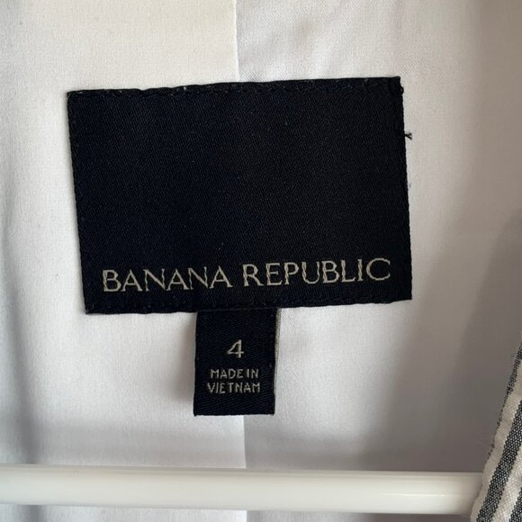 Banana Republic - Picture 3 of 3